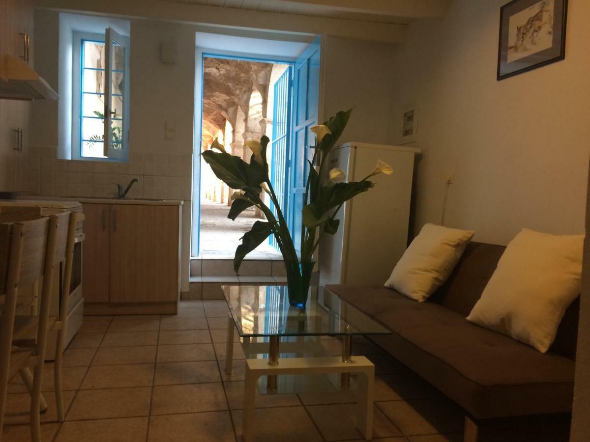 Sotoportego Chania  Luaran gambar